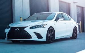 Lexus ES350 F-Sport on Voseen Wheels (HF-1) '2019